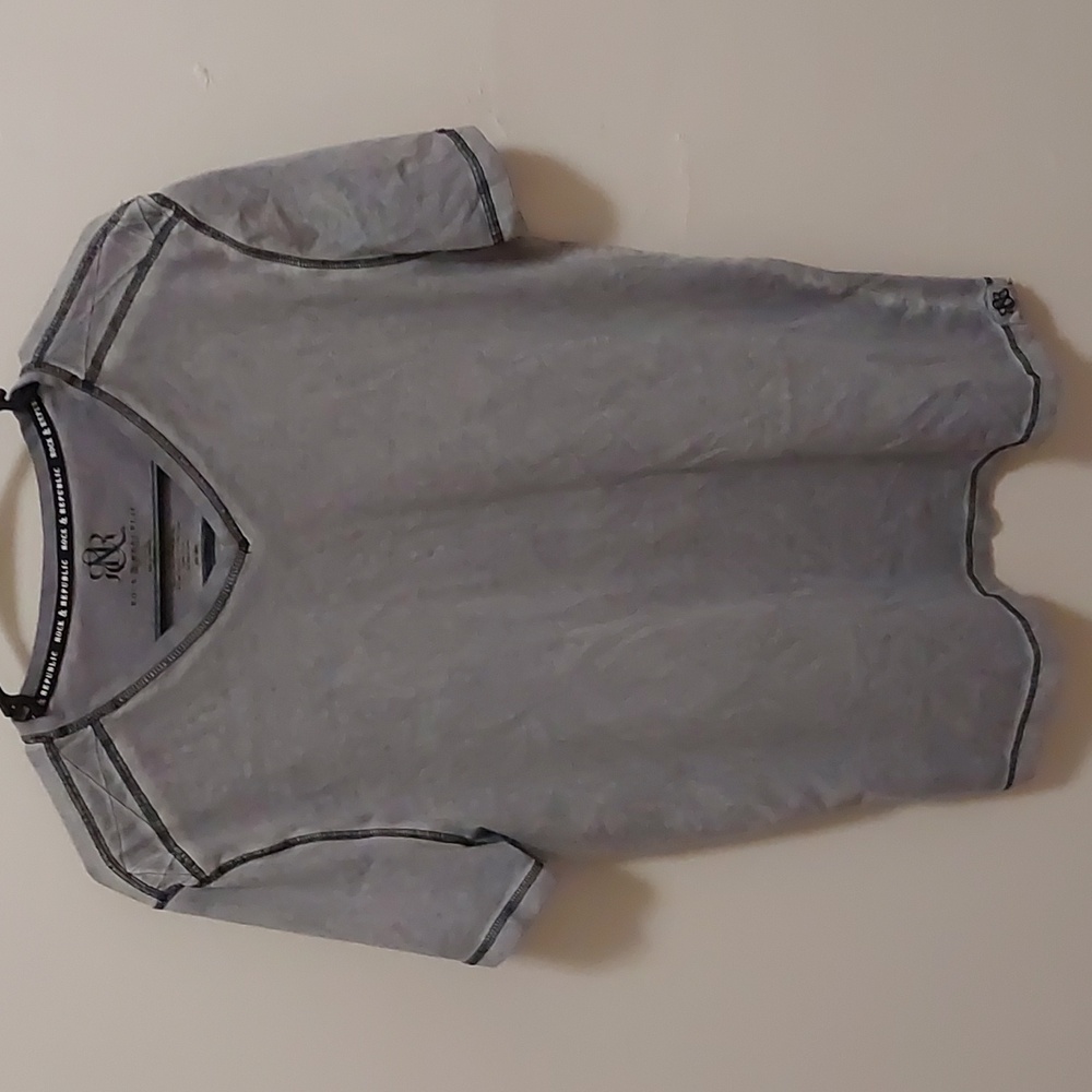 Rock & Republic Marble Iconic Large V Neck